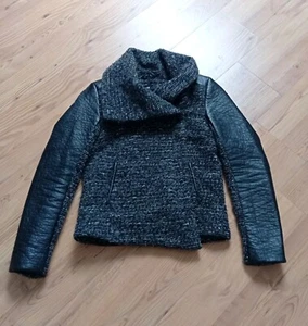 H&M Kurze Jacke Materialmix Details Gr.34 schwarz meliert Bouclé+Lederimitat RV - Bild 1 von 24