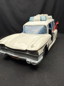 Retro 1984 Ghostbusters Ecto 1 - 1959 Cadillac Station Wagon Large VTG - Picture 1 of 24
