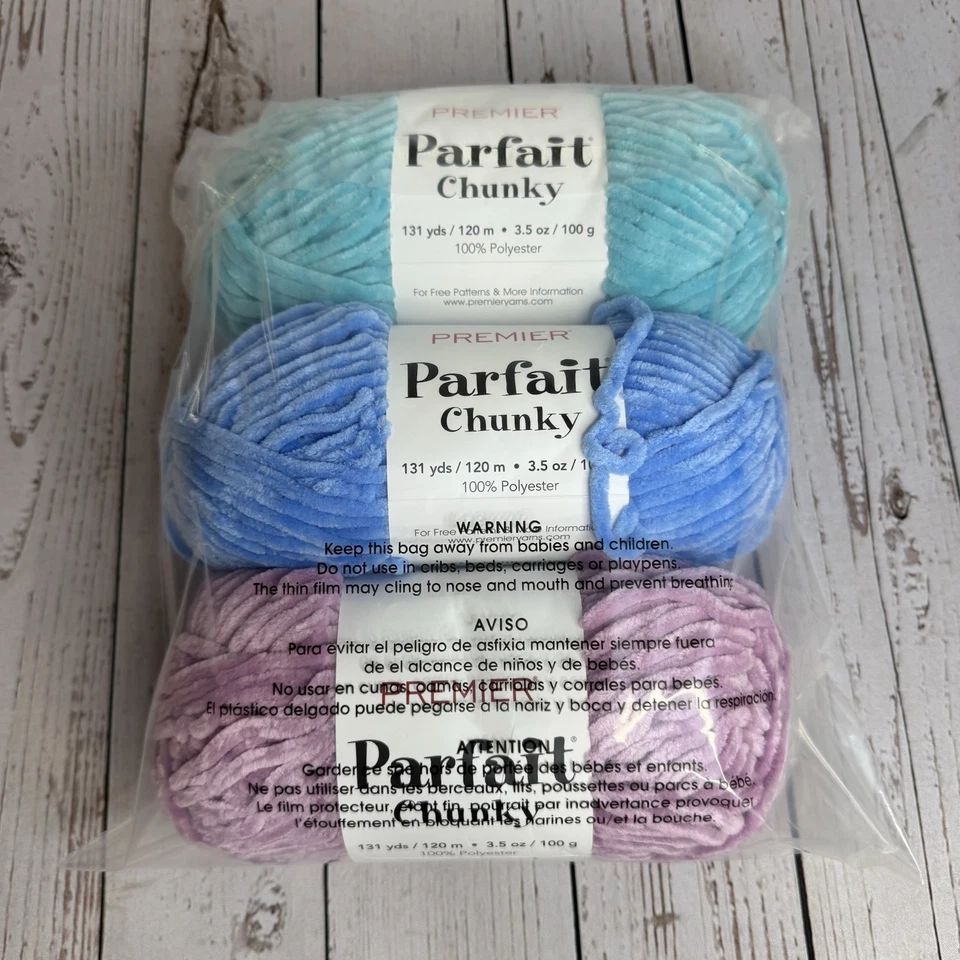 全新 Premier Parfait 粗纱线 3.5 盎司 - 批量 3 个骨架 蓝色 海滨紫红色 — 第 1/4 张图片