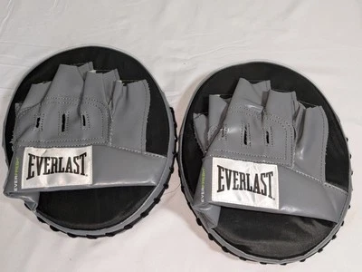 Two Everlast Everfresh Punch Mitts for Boxing - Image 1 of 4