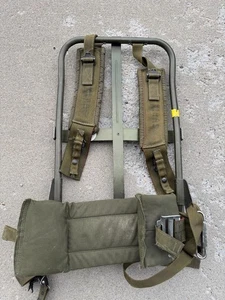 Almohadilla renal vintage de los 80 edición militar de EE. UU. paquete ALICE LC2 cintura drab oliva - Imagen 1 de 8
