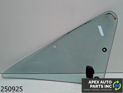 OEM 1988 Volkswagen Cabriolet 1.8L Left Front Door Quarter Window Glass Foto 1 de 4