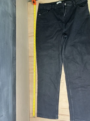 papaya woman's black jeans size 16 - Image 1 of 4