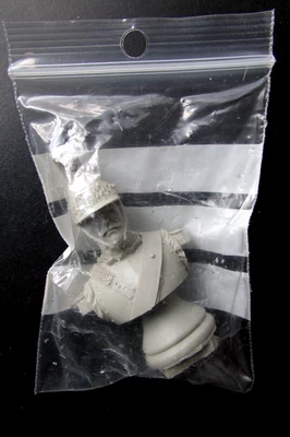 HISTOREX  - Buste de Cuirassier - résine 1/15 ème - Photo 1/3