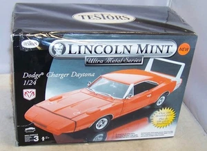 1:24 TESTORS LINCOLN MINT 1969 DODGE CHARGER DAYTONA METAL MODEL KIT 7125 NISB  - Picture 1 of 6