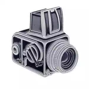 Hasselblad 500 C 120 1.5" Enamel Pin - Medium Format Film Camera Lapel Pin Badge - Picture 1 of 6