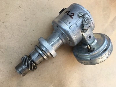 Porsche 924 Ignition Distributor BOSCH  Z44 0 237 003 018  FL#2 - Image 1 of 4