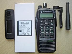 Motorola DP3600 UHF 403-470MHz DMR Digital c/w CARCASA NUEVA Y BATERÍA NOS #B - Imagen 1 de 13