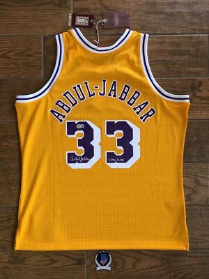 Signed Kareem Abdul-Jabbar Lakers Yellow Jersey Beckett Witness Showtime Inscrip - Image 1 of 4