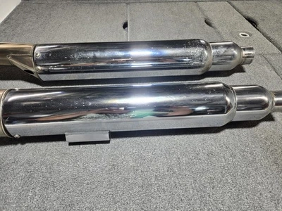 Escape Vance & Hines Slip On para Harley Davidson Triglide 2025 cromado Foto 1 de 4