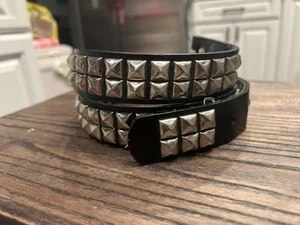 90s Two Rowed Pyramid Studded Belt - Picture 1 of 3