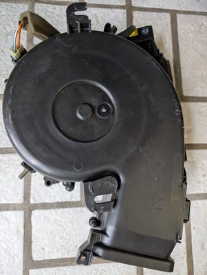 Conjunto de motor soplador lateral derecho Jaguar XJ8 XJR 1997-2003 para aire acondicionado y calefacción MFA6520 AA Foto 1 de 3