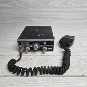 Vintage Robyn TR-123C CB Radio w/ Mic, for parts - Picture 1 of 12