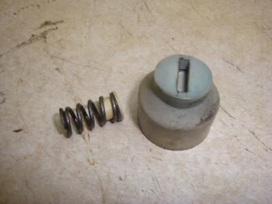 98 97 1998? 99? 00? POLARIS SLTH SLT? SLH? TUERCA TAPA BOMBA ACEITE VOLANTE VOLANTE - Imagen 1 de 5