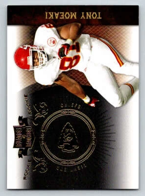 2010 Panini Plates and Patches Gold #195 Tony Moeaki 50 (ref 196574) - Image 1 of 2