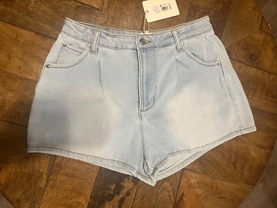 Pantalones cortos de mezclilla plisados de tiro medio GB Juniors, azul claro talla 9 #49 Foto 1 de 4