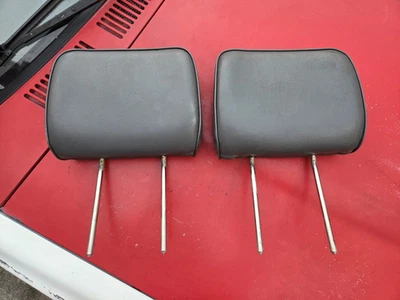 Camión Mazda B2000 B2200 B2600 1986-93 2/4x4 OEM gris oscuro canastilla asientos reposacabezas Foto 1 de 4