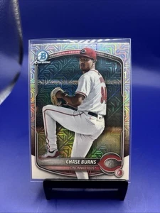 2025 Bowman Mega Mojo rifrattore RC #BCP-122 Chase Burns Cincinnati Reds - Foto 1 di 1