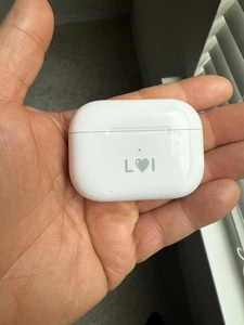 Apple AirPods Pro 2nd Generation MQD83AM/A Lightning A2698 A2699 A2700 - Picture 1 of 3