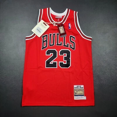 100% Authentic Michael Jordan Mitchell Ness 97 98 Bulls Jersey L 14/16 Youth Boy - Image 1 of 4