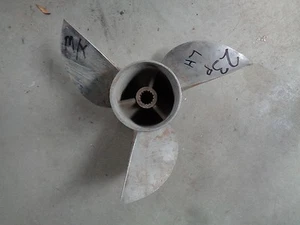 Mercury Cleaver Propeller 23" pitch 48-74601 A4 23P LH - Foto 1 di 3