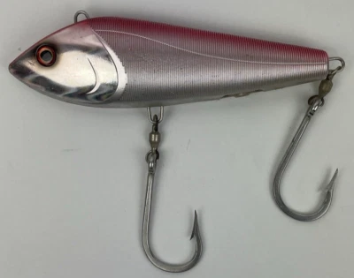 Yozuri S Marau 8" Tuna Wahoo  Marlin Trolling Saltwater Fishing Lure Silver Red - Image 1 of 4