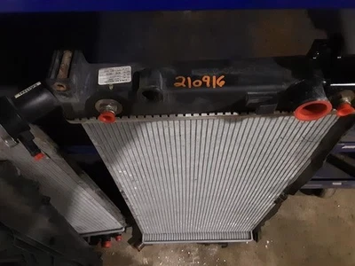 Radiator Without Heavy Duty Cooling Fits 02-07 RENDEZVOUS 1288524 Foto 1 de 4