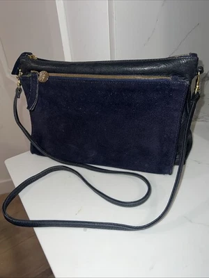 Bolsa tote Clare V couro camurça corpo transversal azul marinho - Imagem 1 de 4