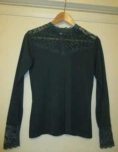 Cream Stretchy Green Lace Inserts Long/S High Neck Top S - Picture 1 of 5