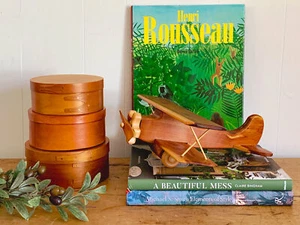 Vintage handgefertigter Holz Doppeldecker signiert vom Künstler 1993 | Spielzeug Flugzeug Modell Kinder - Bild 1 von 10