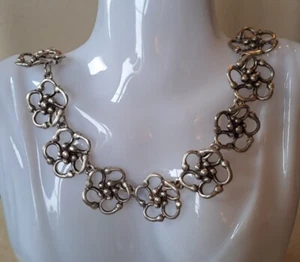 Pasha VINTAGE Daisy Flowers Necklace Silver Tone HandMade In Cornwall Stunning. - Picture 1 of 13