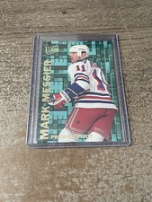 Mark Messier 1994-95 Fleer Ultra #7 Premier Pivots  New York Rangers.