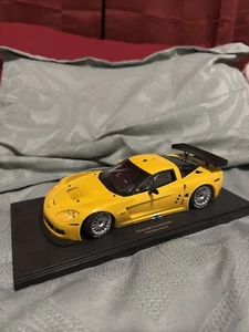 SUPER RARE 1:18 2005 Chevrolet Corvette C6R GT1 - Plain Body Version - AUTOart - Picture 1 of 11