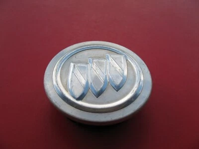 BUICK LACROSSE LUCERNA LESABRE REGAL LLANTA TAPACUBOS TAPACUBOS CUBIERTA CENTRAL #5913 Foto 1 de 2