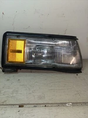 87-88 USDM OEM Nissan Maxima 9151 front Passenger/R corner light lamp assembly - Image 1 of 4