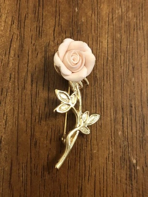 Broche/alfiler rosa de tallo largo con tallo dorado y hojas flor arte natural (P1 Foto 1 de 3