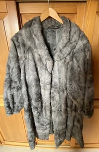 Echt Pelz Mantel Kaninchen Gr 46 - Bild 1 von 9