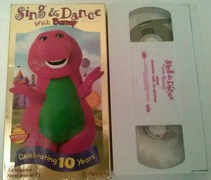 VHS Video Tape Barney's Sing and Dance  TESTED  - Picture 1 of 7
