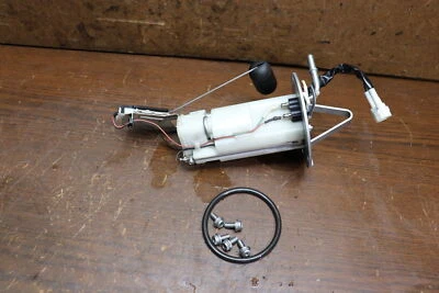 Suzuki GSXR750 2011-2019 bomba de combustible gasolina unidad transmisora  Foto 1 de 4