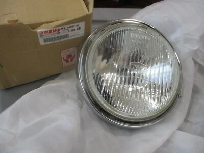 Conjunto de unidad de faros NOS Yamaha OEM 79-81 XS1100S 82 XJ1100 2F3-84303-A0 Foto 1 de 4