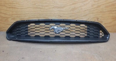 Ford Mustang 2015 2016 2017 parachoques delantero parrilla superior OEM JR3B8150ACW Foto 1 de 4