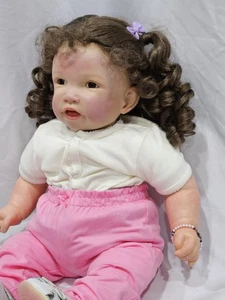 Ashton Drake 22" Baby Doll – Realistic Vinyl, Curly Hair, Signed Cloth Body 2007 - Picture 1 of 18