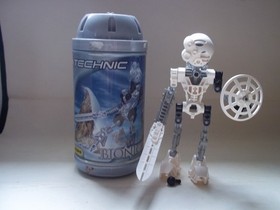Lego Technic Bionicle Kopaka 8536 - 31 pieces with canister