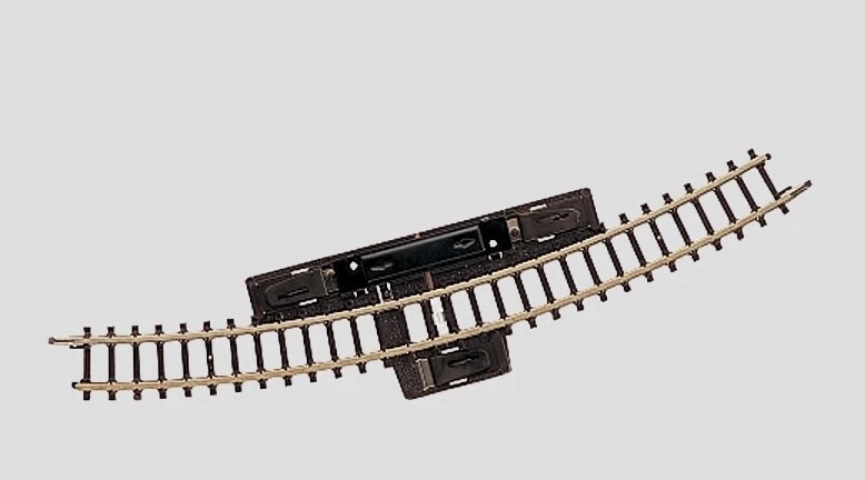 8539 Marklin Z-Scale Curved Circuit Track 30 degree train activates function NEW - Image 1 of 1