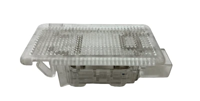 Luz de cortesía interior trasero derecho Volvo XC70 2003-2016 lente 9151431 OEM Foto 1 de 4