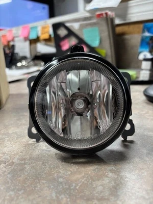 Nuevo conjunto de faros antiniebla OEM 2016-2022 Mitsubishi Outlander Sport LT, RT 8321A669 Foto 1 de 4