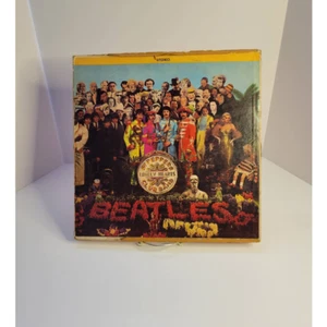The Beatles Sgt. Pepper's Lonely Hearts Club Band LP Vinyl Capitol 1967 Record - Picture 1 of 8