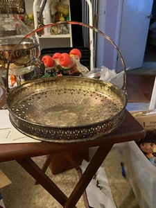 9 1/2 inch round dish server overly silver with handle needs cleaning up - Picture 1 of 3