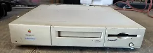 Apple Macintosh Performa 6116CD Computer - Model: M1596 - Photo 1/6