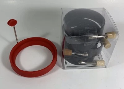 Egg Fry Ring Mold Wood Handles AMCO Houseware With Silicone Egg Ring Mold￼ - Image 1 of 4